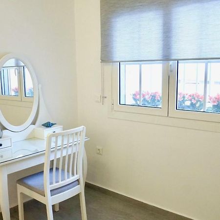 Apartamento Cycladic Style Apt In Atenas Exterior foto