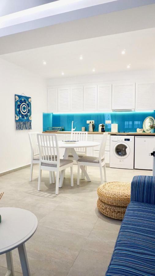 Apartamento Cycladic Style Apt In Atenas Exterior foto