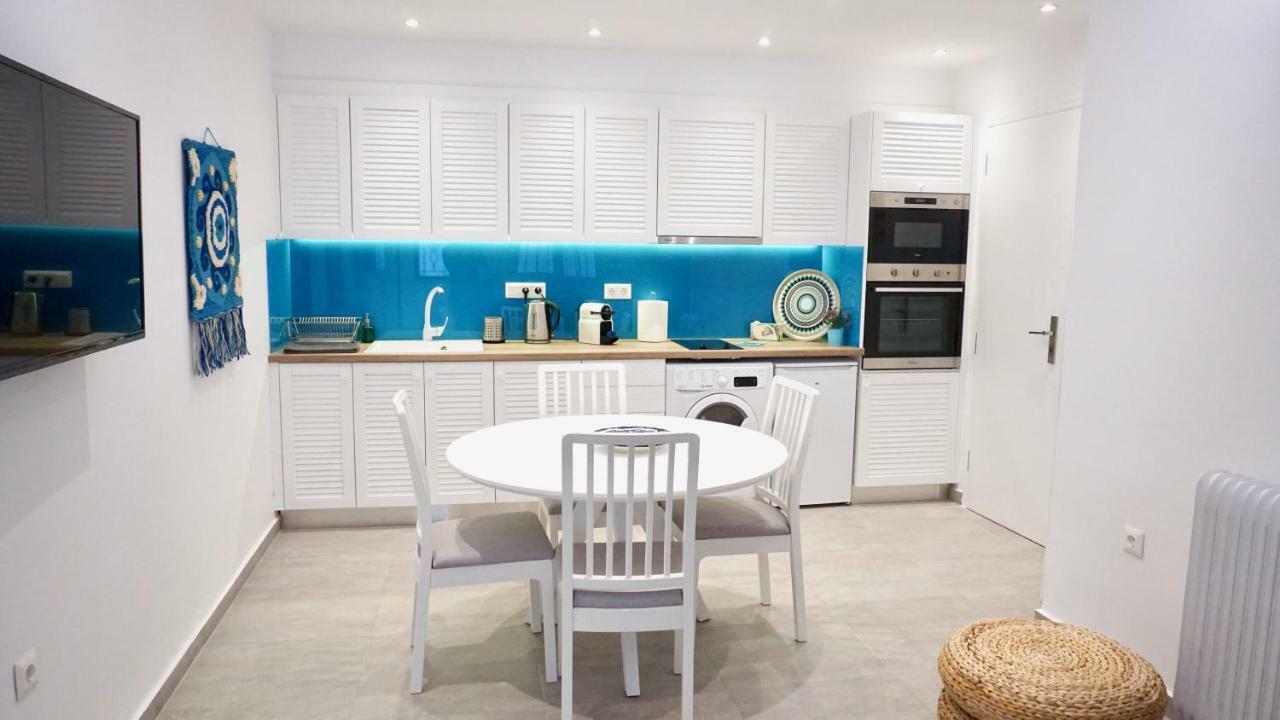 Apartamento Cycladic Style Apt In Atenas Exterior foto